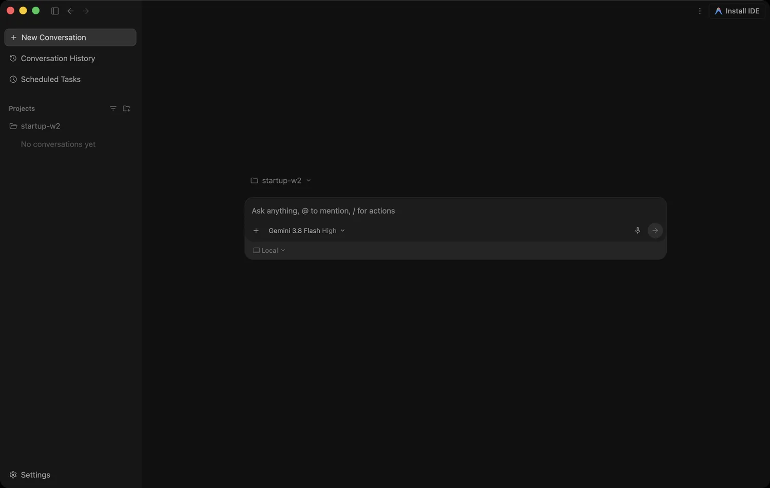 프로젝트가 만들어진 화면 — 왼쪽 Projects에 startup-w2, 프롬프트 위에 startup-w2 ▾